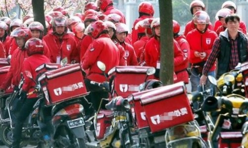 李书福：建议对快递、外卖等营运性摩托车核发专用牌照