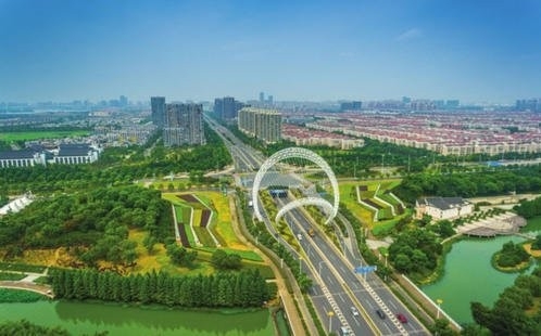 规定了不同情形下外购应税产品扣减的计算方法，便利纳税人申报计税。对于纳税人以外购原矿与自采原矿混合为原矿销售，或者以外购选矿产品与自产选矿产品混合为选矿产品销售的两种情形，在计算应税产品销售额或者销售数量时，直接扣减外购原矿或者外购选矿产品的购进金额或者购进数量。