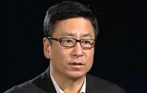 白岩松：兼职红会副会长没有级别，没有一分钱工资