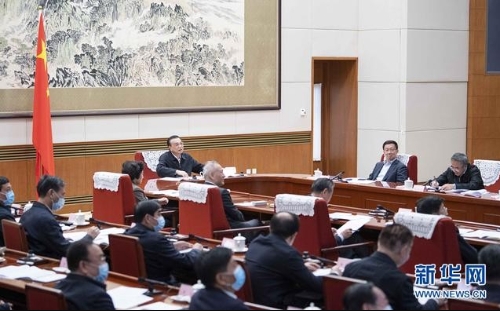 李克强主持召开经济形势部分地方政府负责人视频座谈会