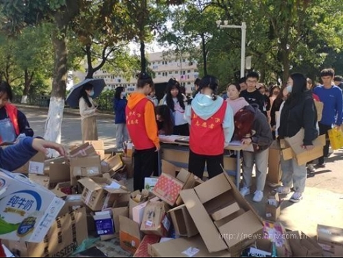 南华大学：绿色裹未来，纸盒传真情