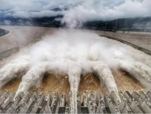 坚持生态优先绿色发展 永葆长江母亲河生机活力