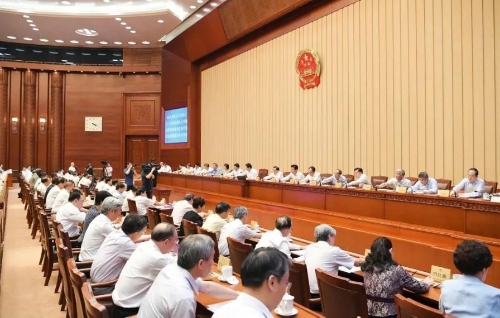 新时代人大监督的经典范本——全国人大常委会助力打好污染防治攻坚战