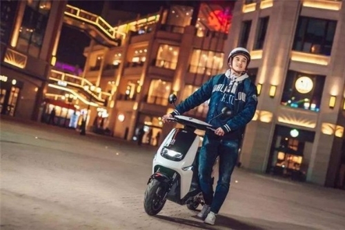 一年卖出1000万台 雅迪钱静红坚持“绿色科技出行”理念