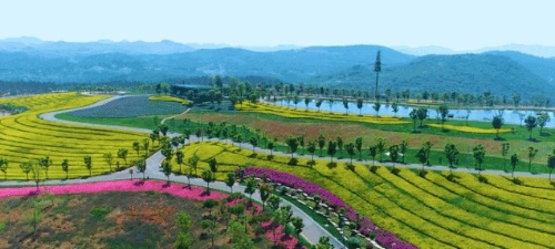 建议提案追踪 | 推进特色小镇建设 促进产业融合发展