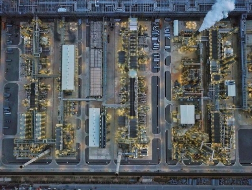 东海小岛崛起绿色石化“超级工厂”