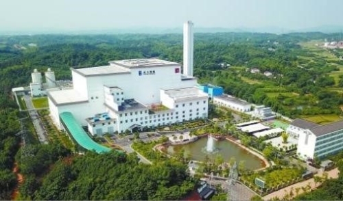 从垃圾到绿色电能——探访生活垃圾焚烧发电厂