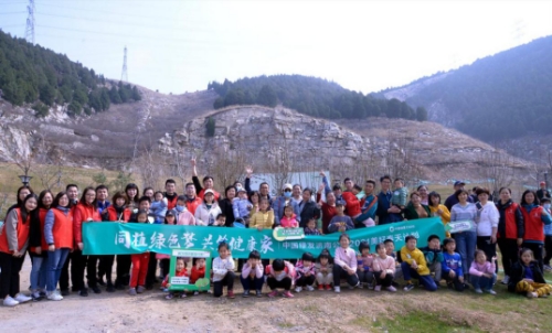 中国绿发济南公司开展植树活动 创建绿色产业