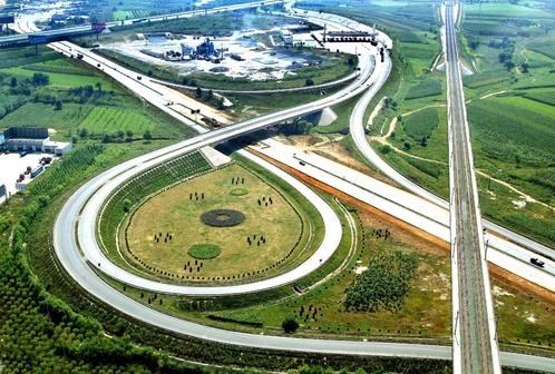 涂圣伟：激发“三农”潜力要畅通城乡经济循环