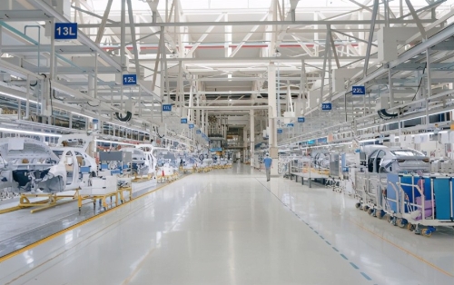 绝不以牺牲环境来发展产业 姚振华的绿色工厂受到认可