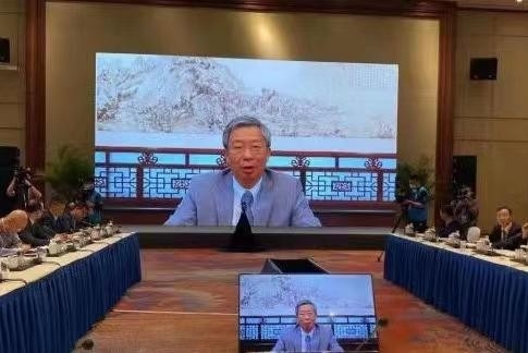 易纲重磅发声：央行将更好地动员资金支持低碳转型