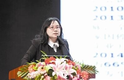 蓝虹：发展绿色金融高效助力“碳中和”