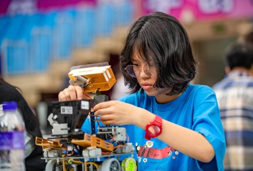 第35届云南省青少年科技创新大赛举行