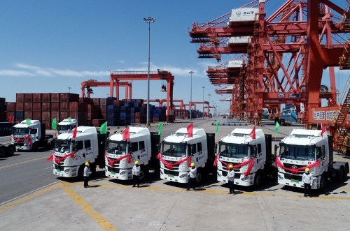 河北唐山：电动重卡助力临港物流绿色发展