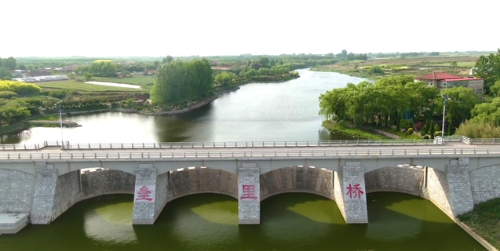 绿色筑底，这个村庄念活绿水绕村“生态经”