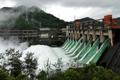 “宜居建德”，连工业都是“绿色”的