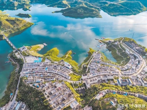 竹山县加快建设“经济倍增先行区、绿色发展示范县”