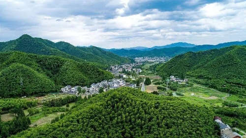 浙江余村奋力书写绿色低碳共富答卷